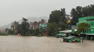 Nepal surveys flood wreckage as death toll reaches 192