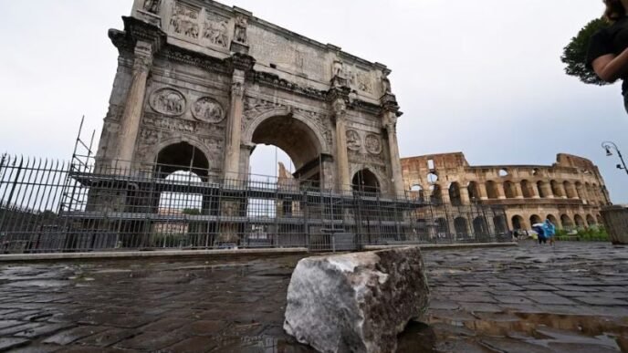 fragments of constantine s arch lie on the ground after lightning struck it during a storm in rome italy september 3 2024 photo reuters