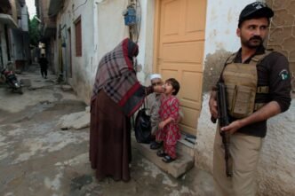 Attack on a health center dealing with polio in northwestern Pakistan kills a police officer