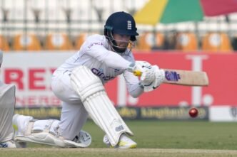 Ben Duckett expects drama on day three after Pakistan left England in a spin