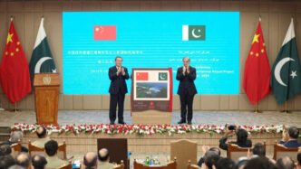 China, Pakistan to turn CPEC into demonstration project: premier