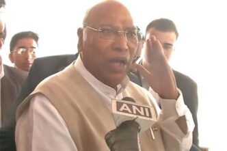 'Congress will ensure statehood is restored in J-K,' says Mallikarjun Kharge after Omar Abdullah takes oath as CM