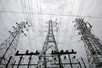 Govt agrees to pay Rs 72bn to five IPPs in final agreement