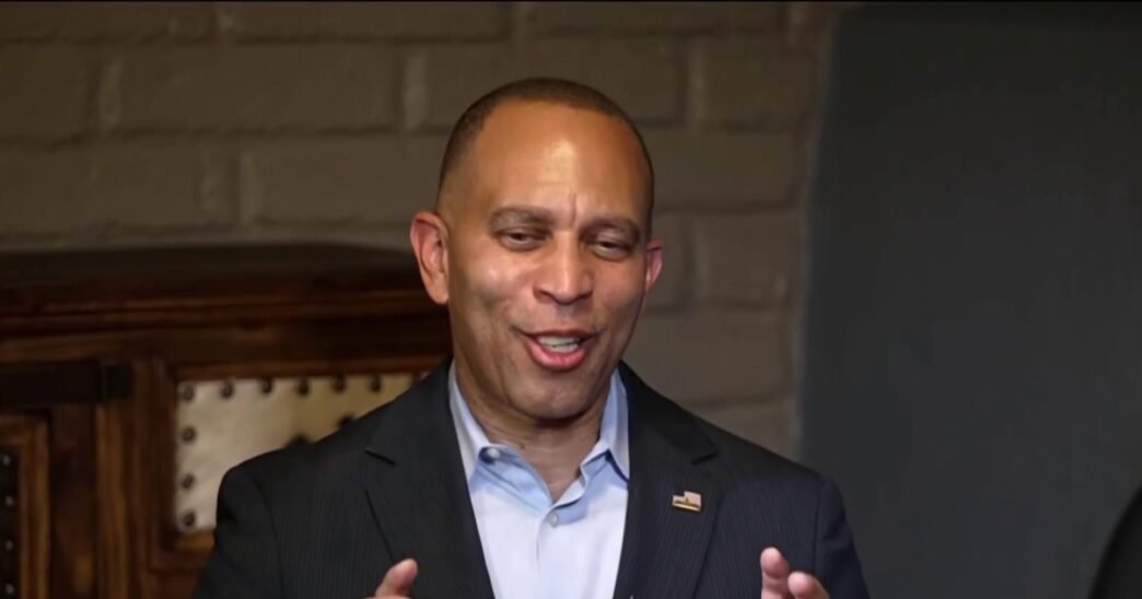 Hakeem Jeffries says it's important to 'keep our foot on the gas pedal' for Democrats to flip House