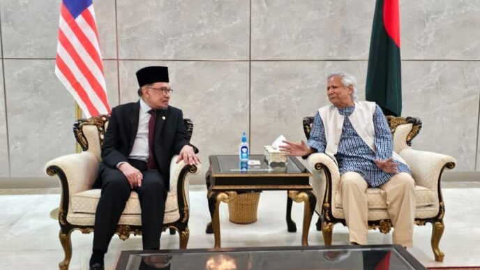 Malaysia's Anwar arrives in Bangladesh to discuss trade, migrant workers with interim leader Yunus