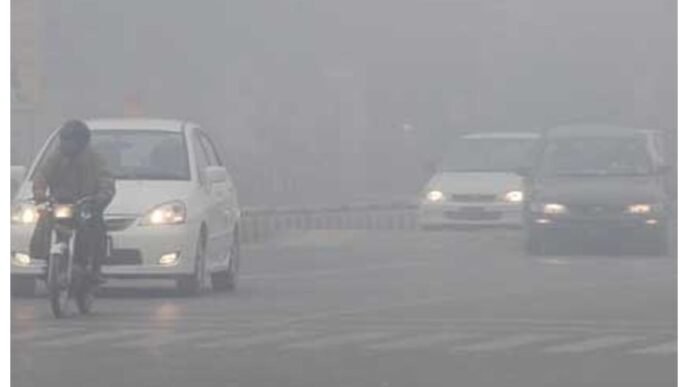 Lahore tops global pollution list, Karachi ranks fifth