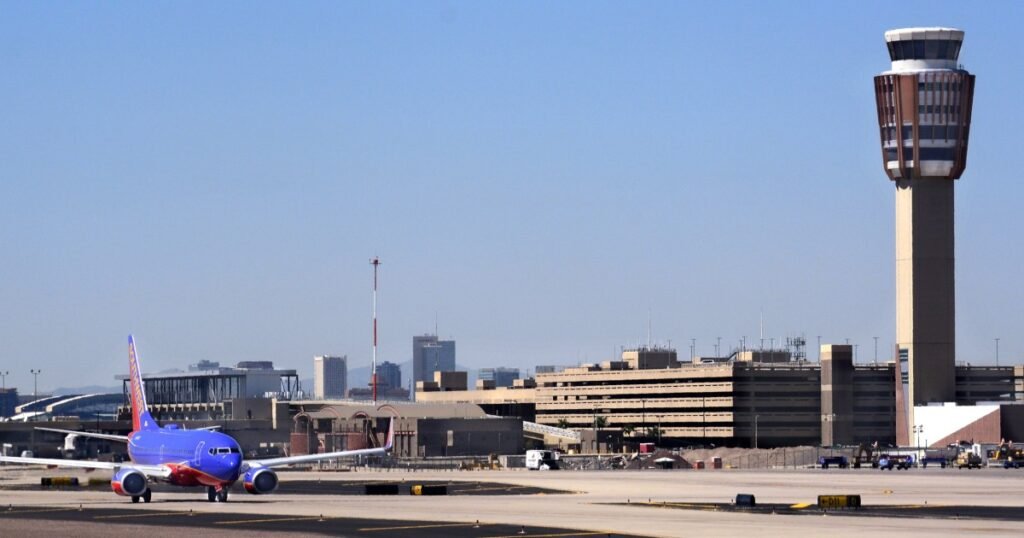 3 people shot and 1 person stabbed at Phoenix airport following apparent family dispute