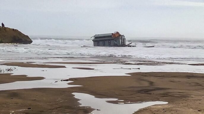 California wharf collapse sends 3 people into the ocean