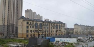 China housing rents slump to 4-year low amid oversupply