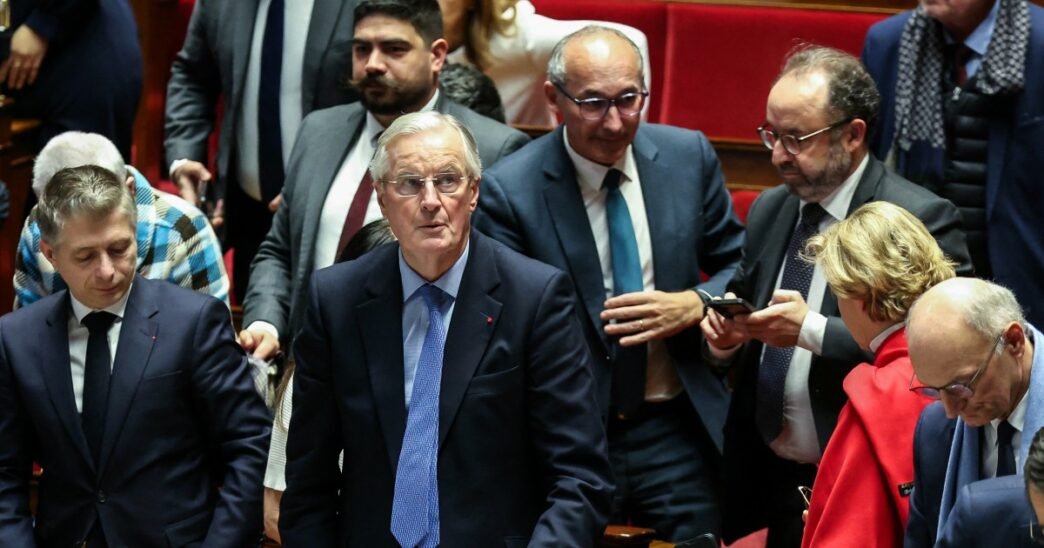 French government topples with no-confidence vote