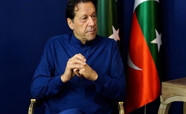 Imran Khan seeks meeting with PTI negotiation team before talks with government