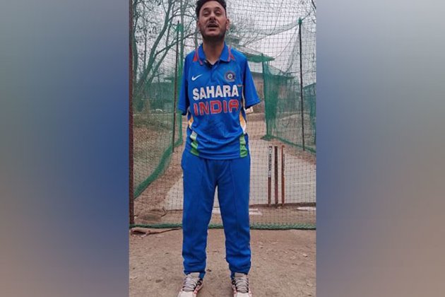 J-K para-cricketer Amir Lone thanks Adani Foundation for over 67 lakh support to set up cricket facility