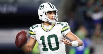 Jordan Love has Packers surging, plus another monster performance from Bills' Josh Allen