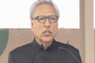 Peshawar Court grants transit bail to Pakistan's former President Arif Alvi and his son