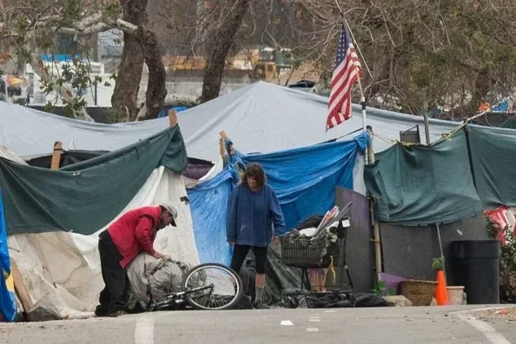 US homelessness reaches all-time high in 2024