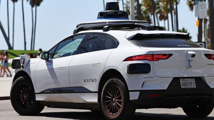 Waymo dominated U.S. robotaxi market in 2024, but Tesla and Amazon's Zoox loom