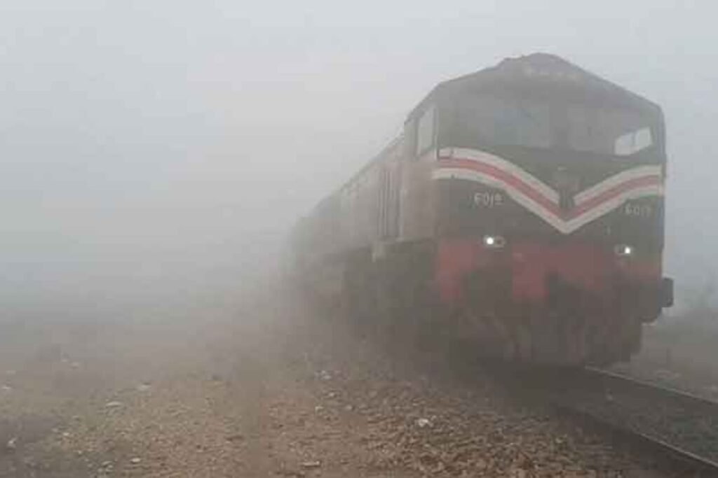 Cold weather and fog cause major disruptions to train services