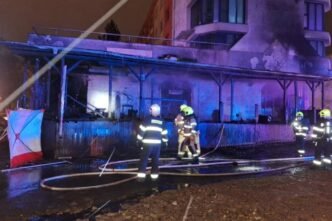 Czech restaurant blast leaves six dead