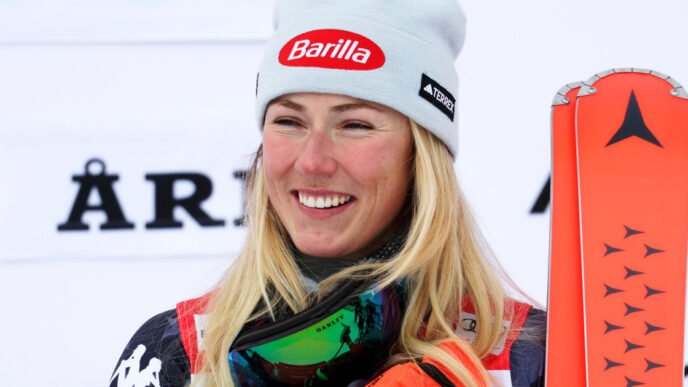 Olympic gold medalist Mikaela Shiffrin announces return to skiing
