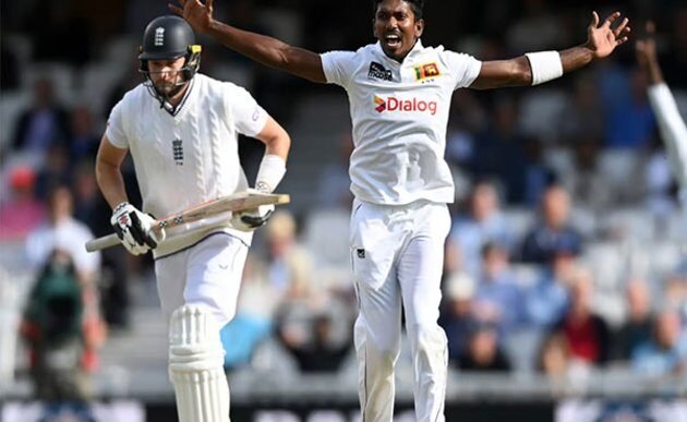 Sri Lanka seamer Vishwa Fernando signs for Warwickshire