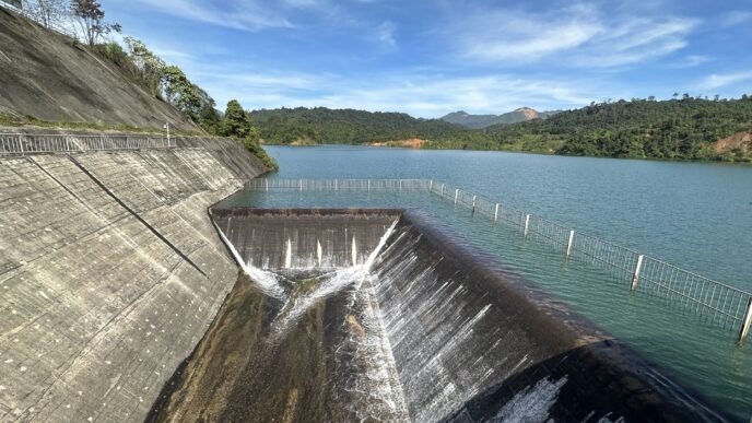 2024 Yearender: Chinese-built hydropower station lights up homes of remote Lao village, dreams of prosperity