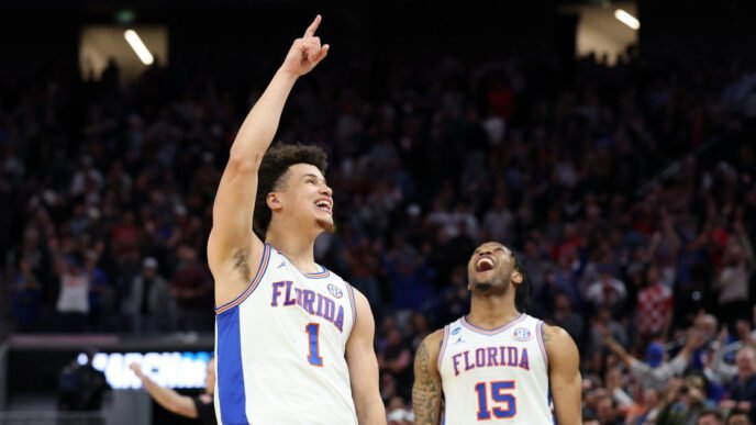 No. 1 Florida comes back against No. 3 Texas Tech to clinch spot in Final Four