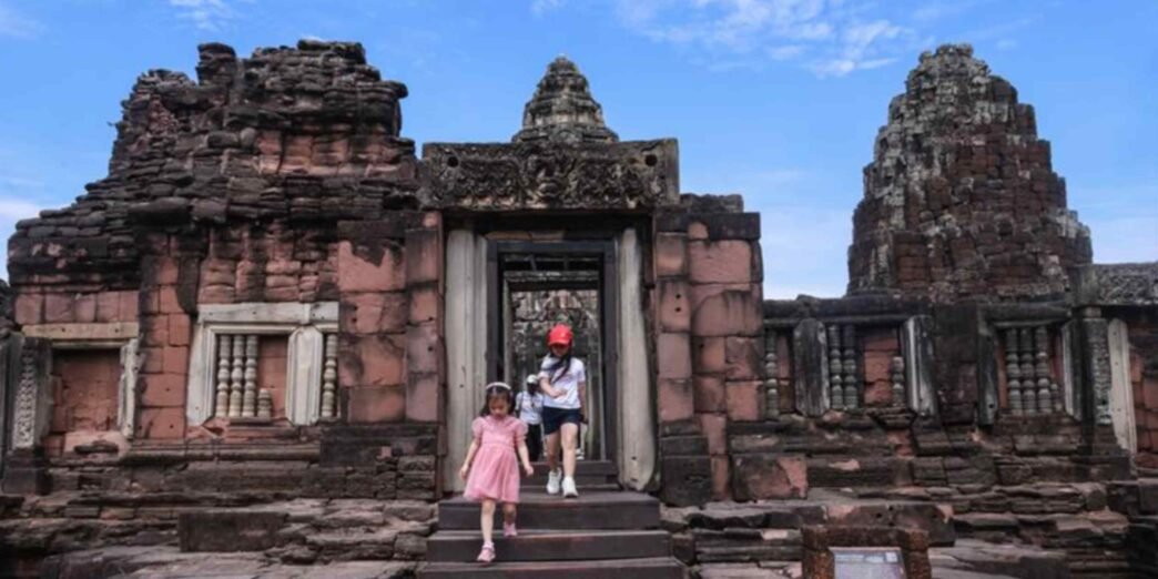 Thailand weighs cut to tourist visa waiver as cons outweigh pros