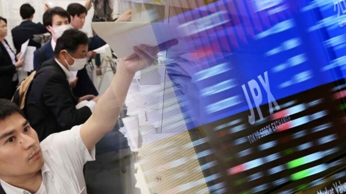 Tokyo exchange to mandate English disclosure to lure overseas investors