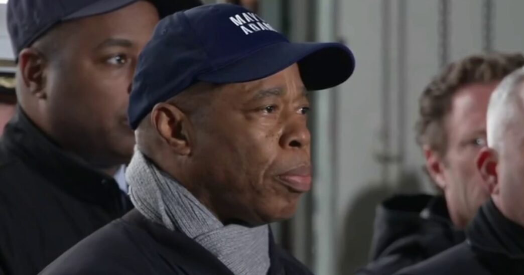 3 adults and 3 children killed in Hudson River helicopter crash