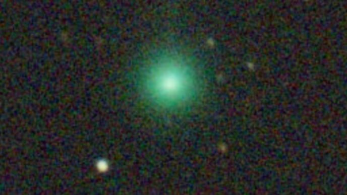 A green comet likely is breaking apart and won’t be visible to the naked eye