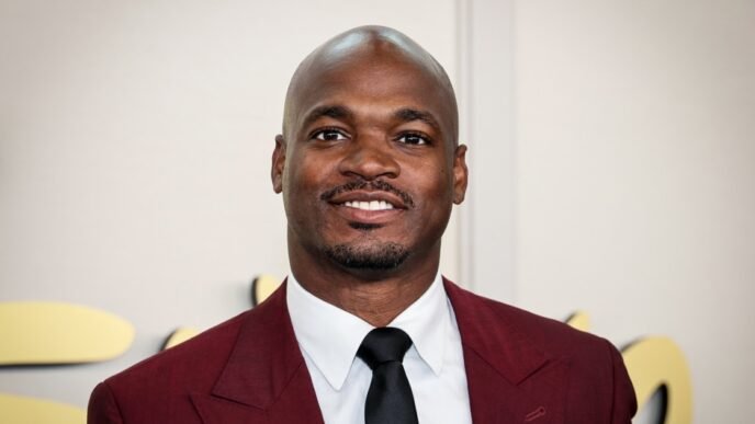Adrian Peterson, ex-Minnesota Vikings running back, arrested on DWI charge