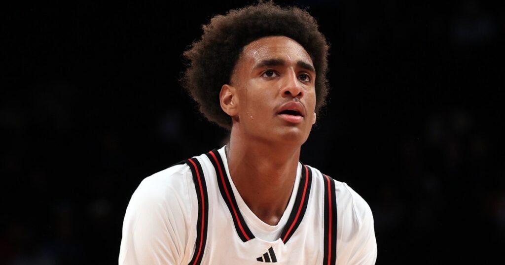 Alijah Arenas, top USC basketball recruit, hospitalized after vehicle crash
