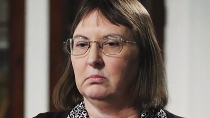 American doctor receives email from immigration officials telling her to leave the country immediately
