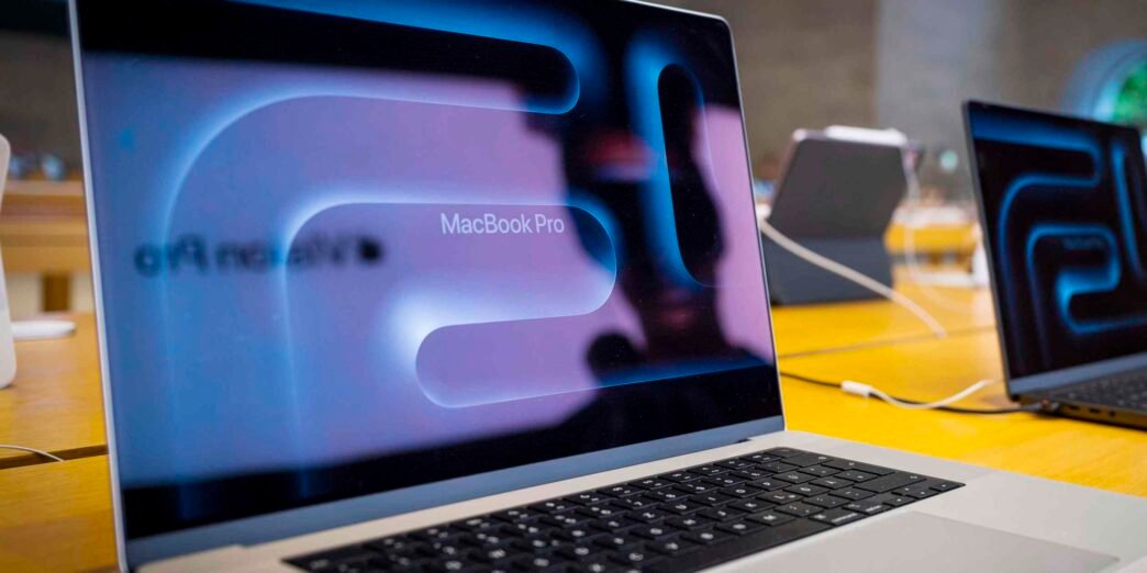 Apple ramps up India, Vietnam production as tariff safe harbors
