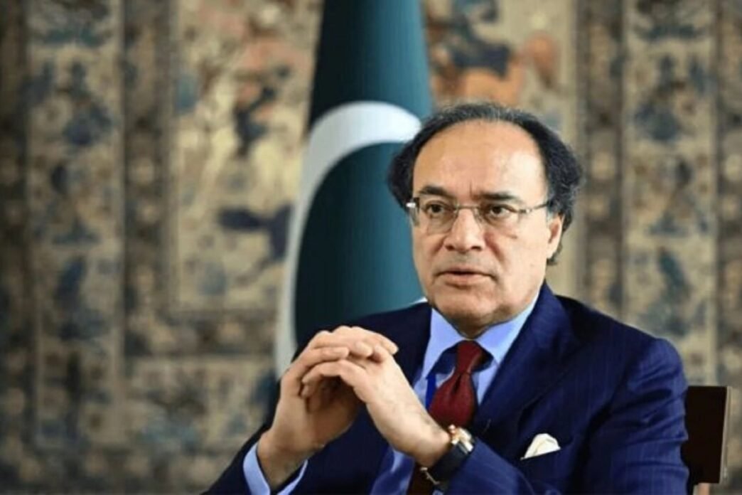 Aurangzeb showcases Pakistan’s economic reforms