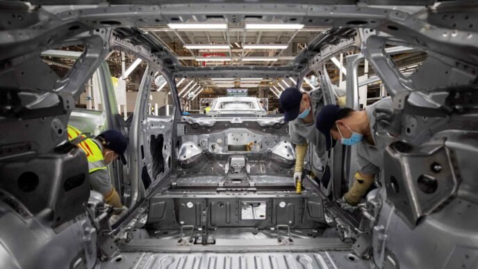 China's factory activity contracts in April as US tariffs hurt orders