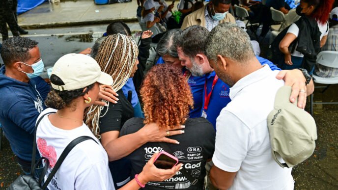 Death toll from Dominican club roof collapse rises to 225 after 4 die overnight