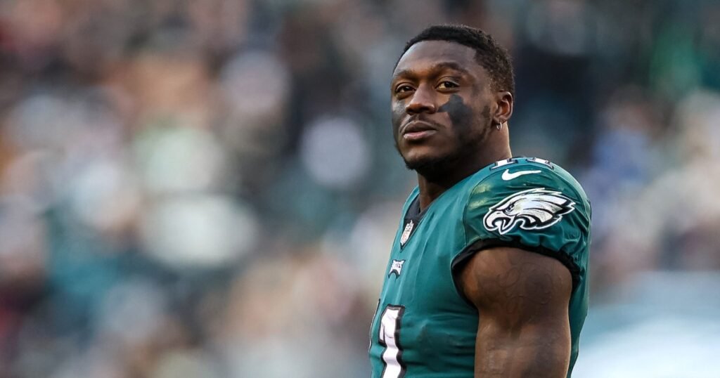 Eagles receiver A.J. Brown gives thief chance to avoid charges