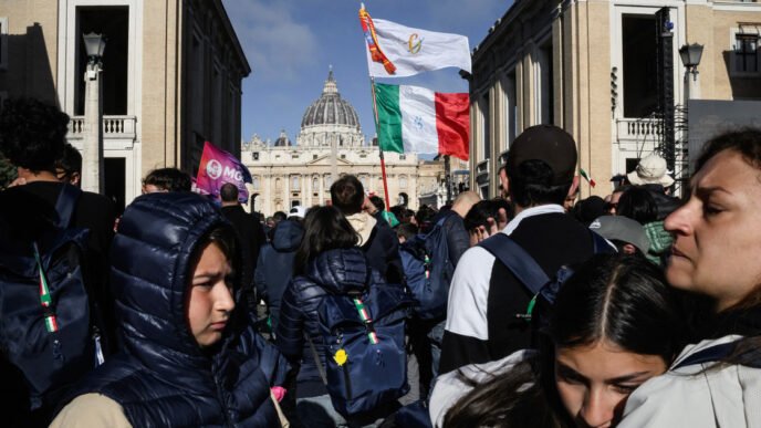 From pilgrims to presidents, the world mourns Pope Francis