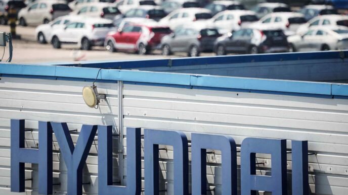 Hyundai piles up car inventory in US ahead of Trump tariff