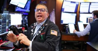 Investors flee U.S. stocks as markets react sharply to Trump's tariff plan
