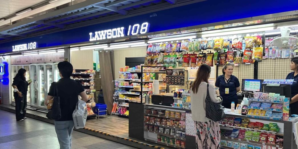 Japan's Lawson chain aims to double its overseas shops