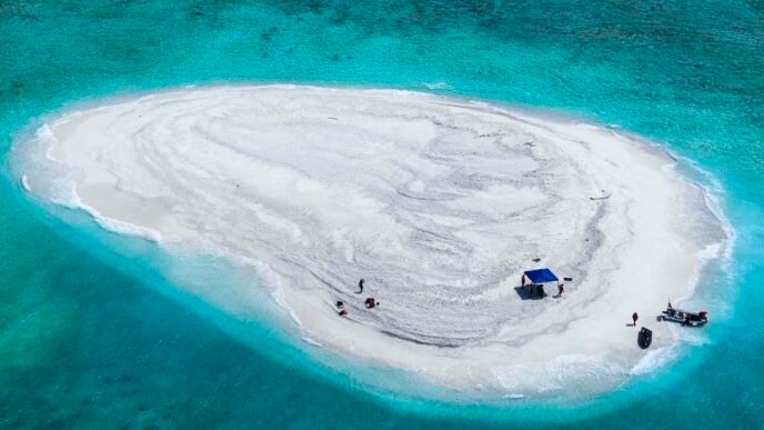 Manila rejects Beijing's claim of seizing South China Sea sandbar