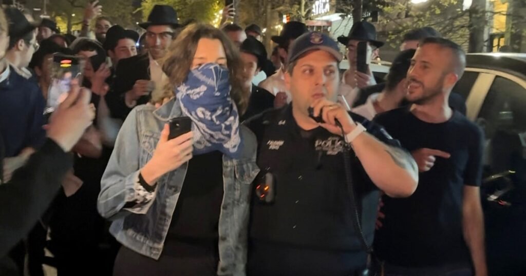 Mob chased Brooklyn woman after mistaking her for protester at speech by Israeli security minister