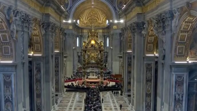 More than 90,000 people have paid their respects to Pope Francis