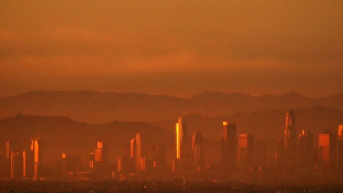 Nearly half of Americans live in places with failing grades for air pollution, report says