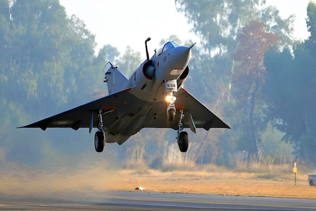 PAF’s timely response compels four Indian jets to retreat