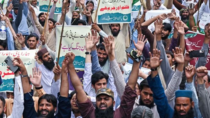 Pakistan warns India: Halting water flow would be 'act of war'