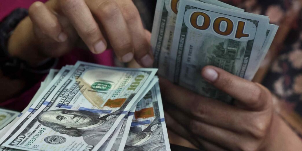 Preventing a weak dollar should be the top US priority