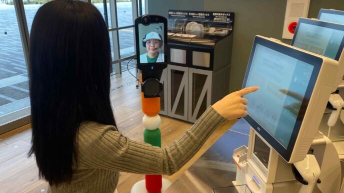 Short on help, Japanese retailers offer remote customer service